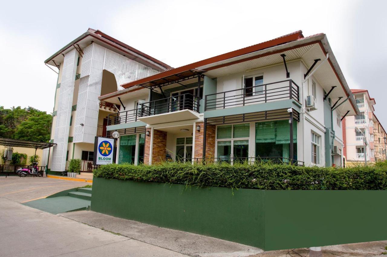 Oyo 1053 Bloom Guest House Chiang Mai Ngoại thất bức ảnh